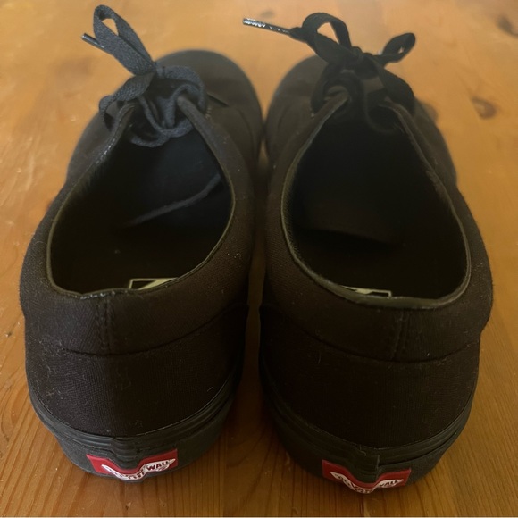 Vans Era Shoes - Picture 2 of 6